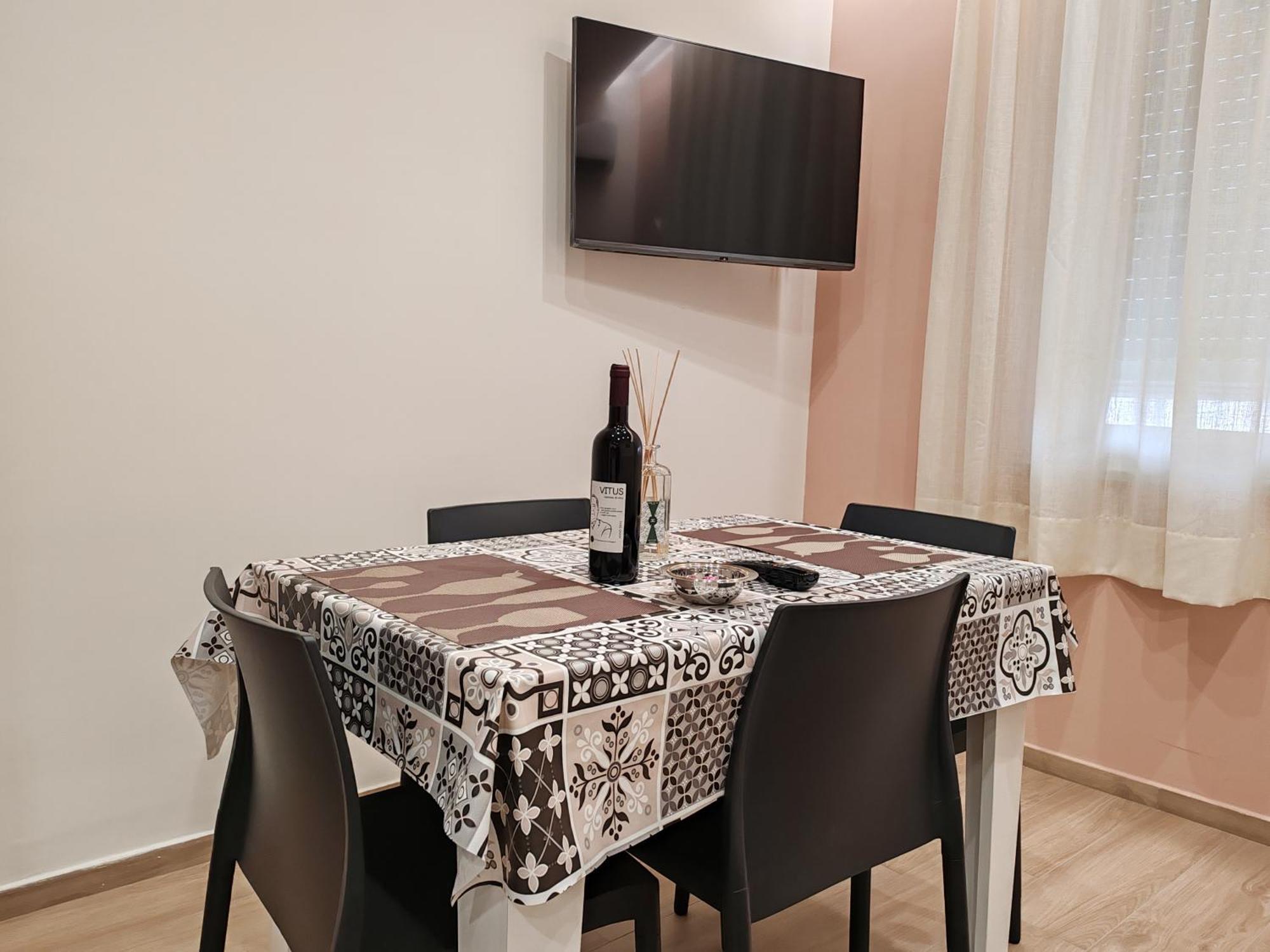 Palazzo Buscema - Appartamenti & Residence Crotone Bagian luar foto